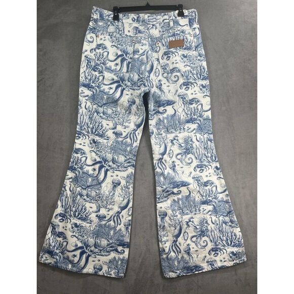 Free People Wrangler Wanderer FLARE JEAN IN SAILING SEVEN SEAS IN Nautical - Picture 6 of 12